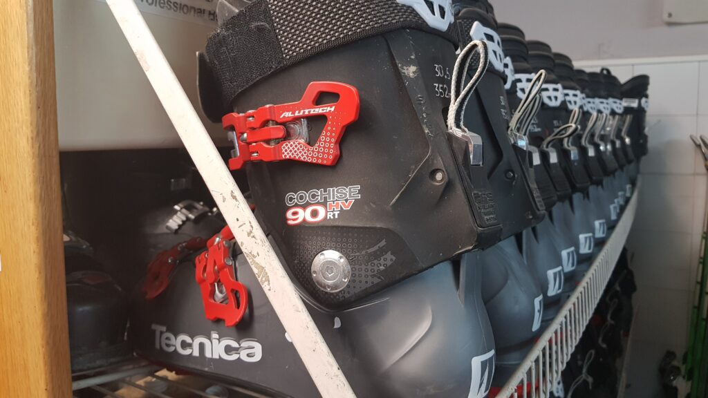 rossi ski rental en la guia esquel