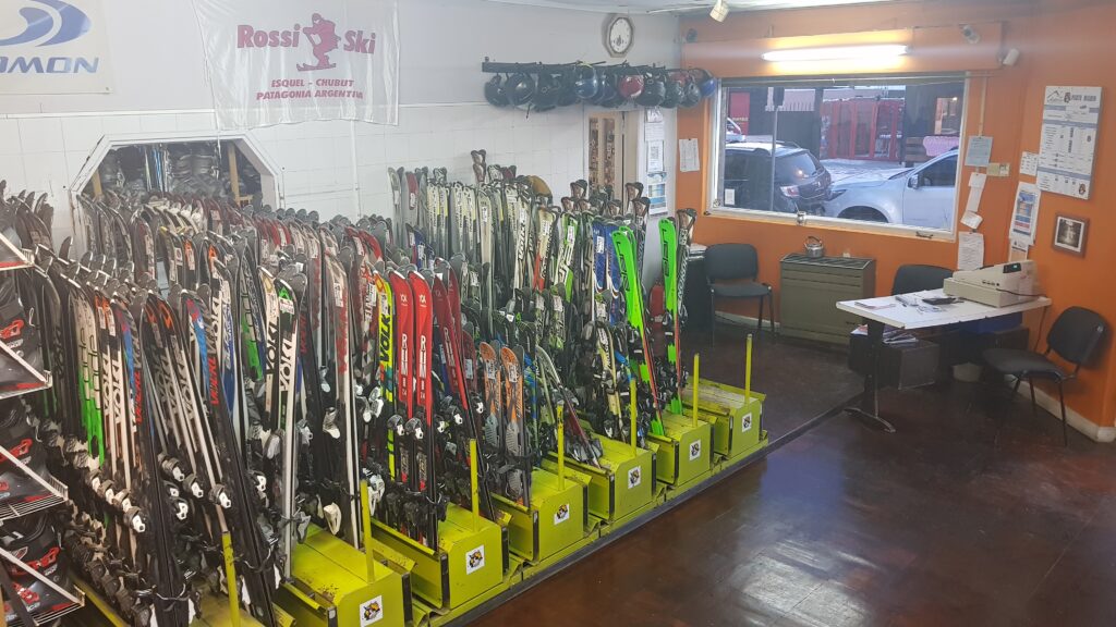 rossi ski rental en la guia esquel