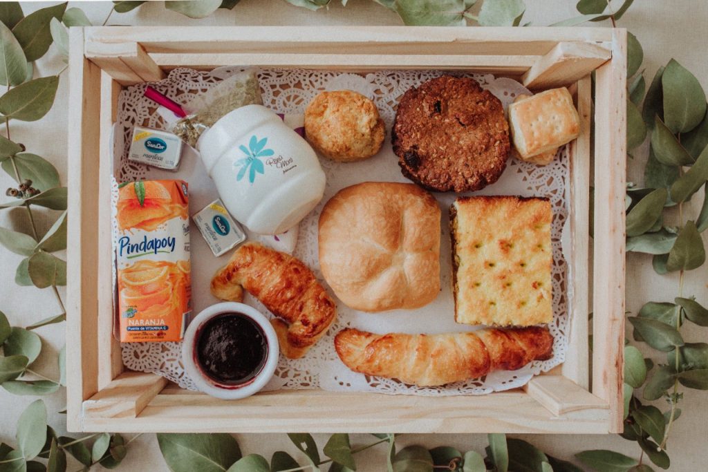 Reina Mora Pastelería en La Guia Esquel