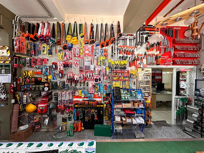 Corralon_Pasquini_en_la_Guia_Esquel