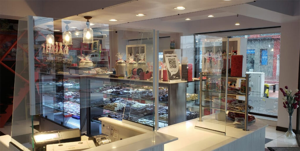 Mi_Sur_Vidrios_en_La_guia_Esquel