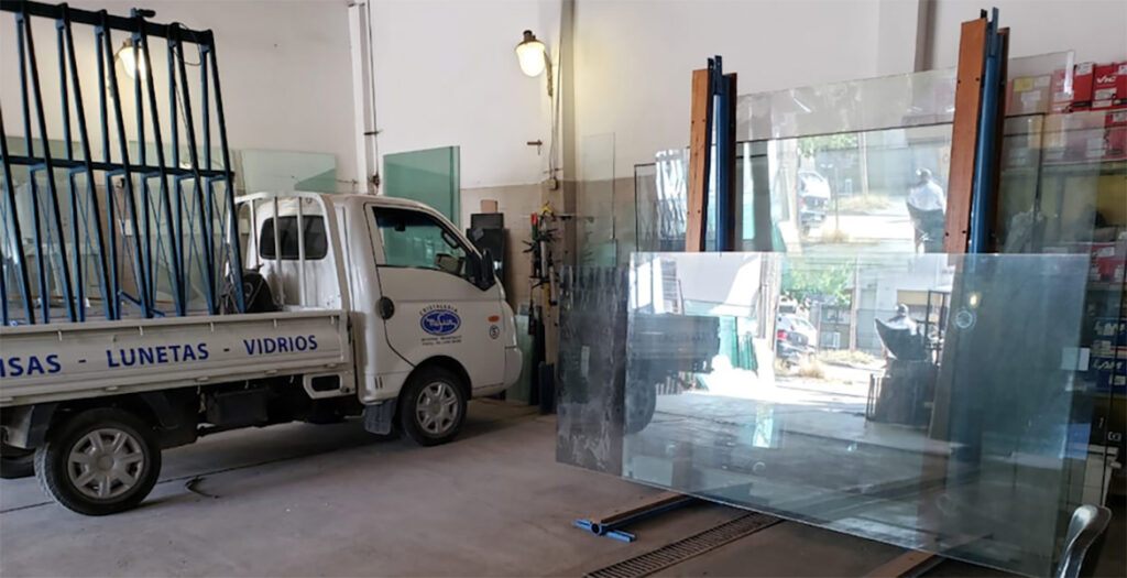 Mi_Sur_Vidrios_en_La_guia_Esquel