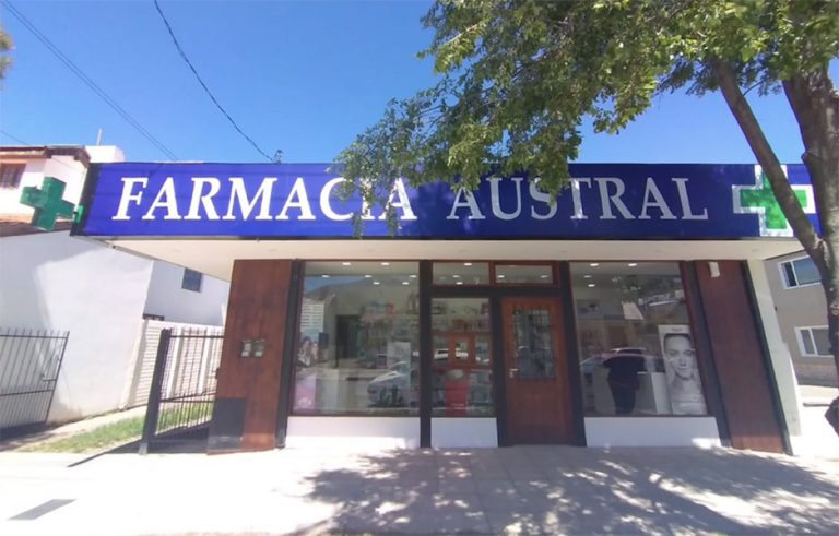 Farmacia_Austral_en_La_Guia_Esquel
