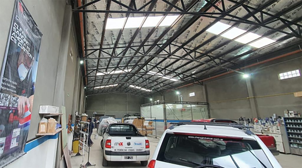 Freddy_chapa_y_pintura_en_la_guia_esquel