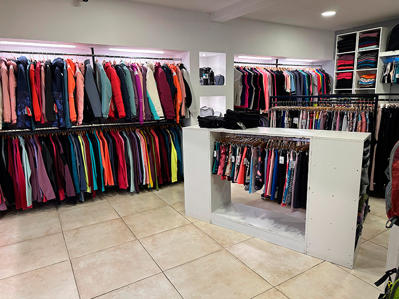 El_Camino_Indumentaria_deportiva_en_La_Guia_Esquel