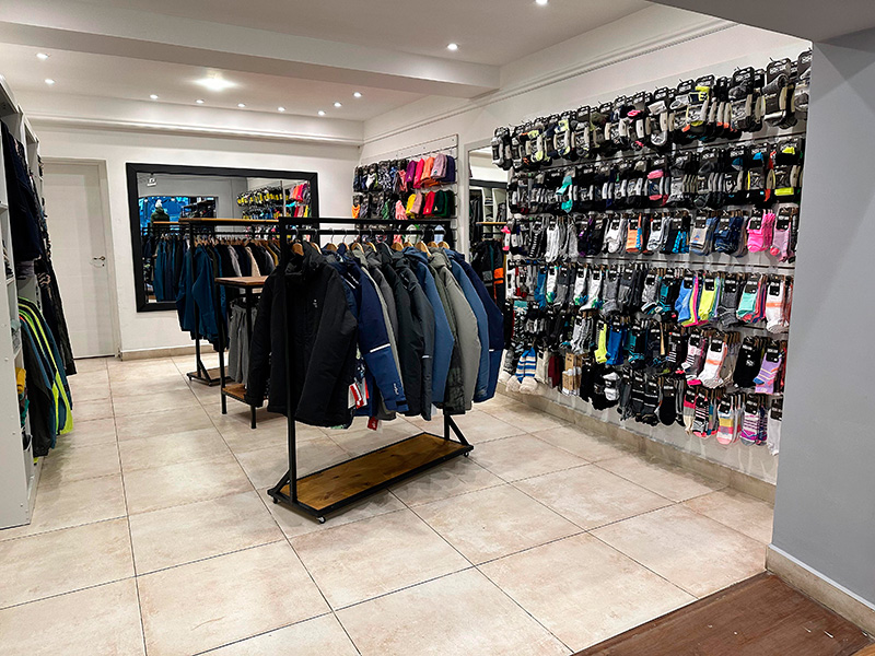 El_Camino_Indumentaria_deportiva_en_La_Guia_Esquel