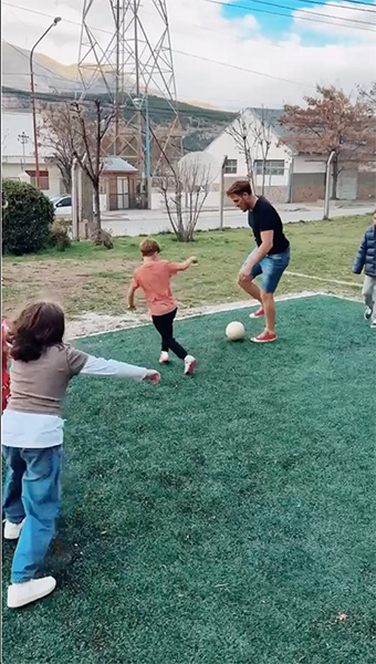 Pinto_hostel_en_la_guia_esquel_