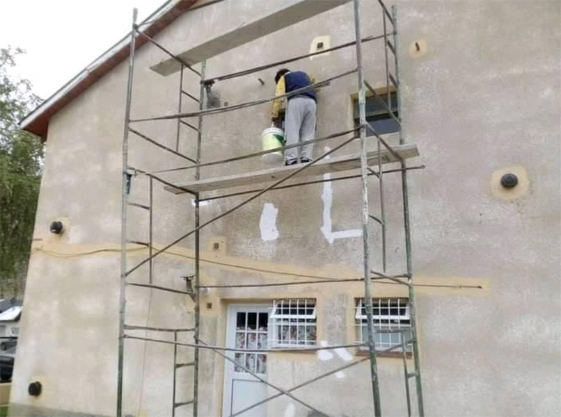 Pintor_electricista_de_casas_en_La_Guia_Esquel