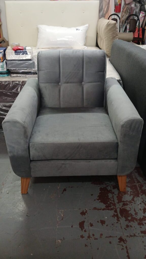 Juliar_muebleria_en_la_guia_Esquel