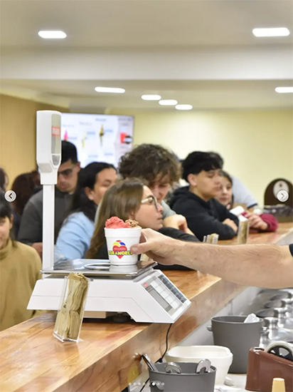 los_amores_heladeria_la_guia_esquel_