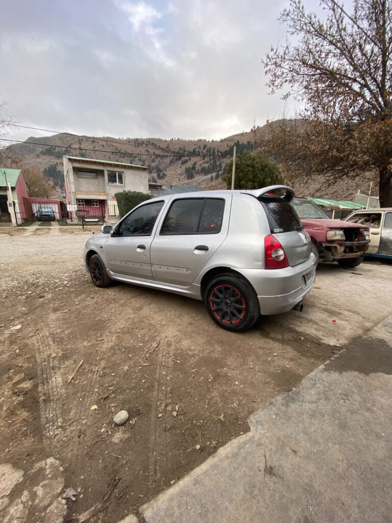 kvr_customs_garage_esquel